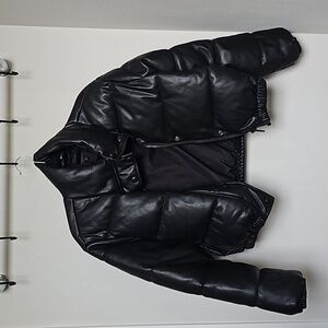 Truth by Republic Thick insulated Puffy Bomber Jacket quilted Faux leather Black